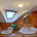 Mika 3* Štúrovo