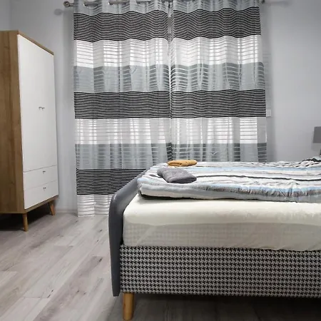 Mika 3* Štúrovo