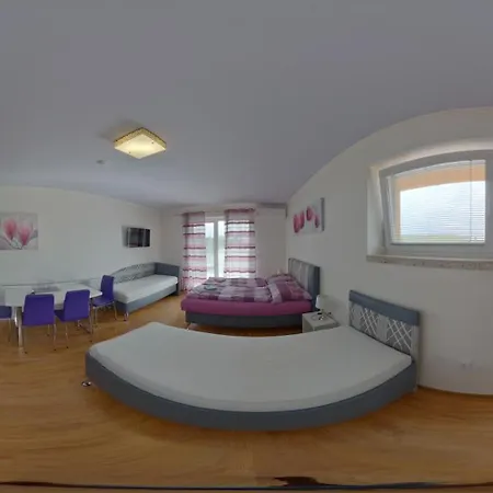 Mika Guest house