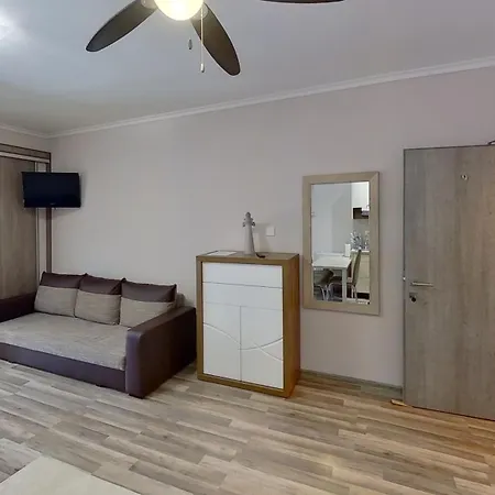 Mika 3* Štúrovo